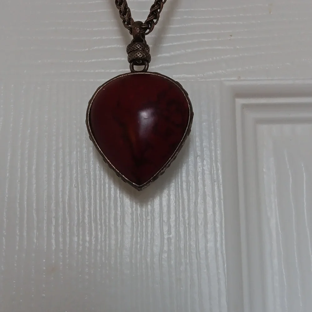 Lucky Bordeaux Teardrop Heart Pendant Necklace - Women Jewelry,Boho - Picture 3 of 7